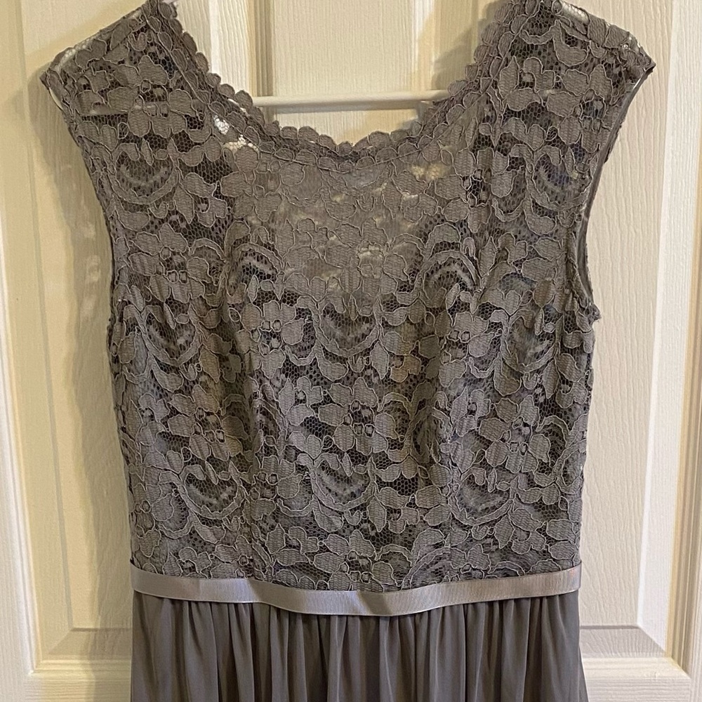 David’s Bridal Gray Lace Chiffon Bridesmaid Dress size 8
